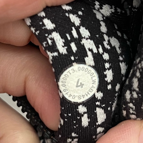 Lululemon Define Jacket Luon Designed for Yoga and On the Move Size 4 Athletic - Picture 9 of 9
